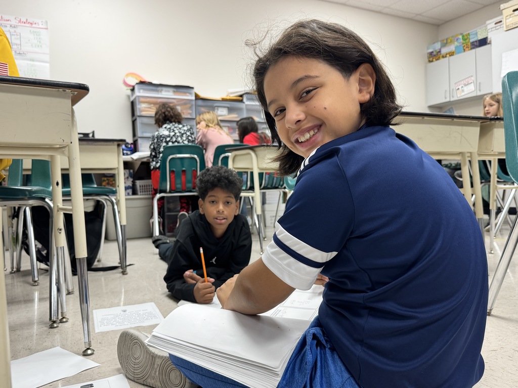 4th grade diving into small group math studies