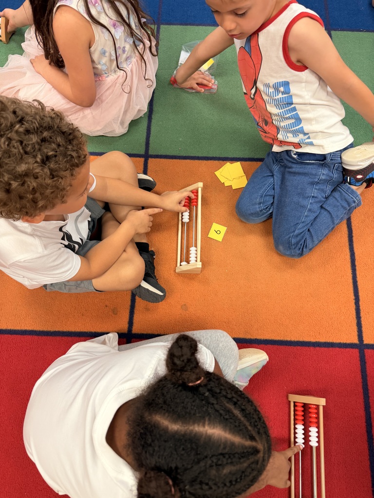 Kinder Flamingos making numbers