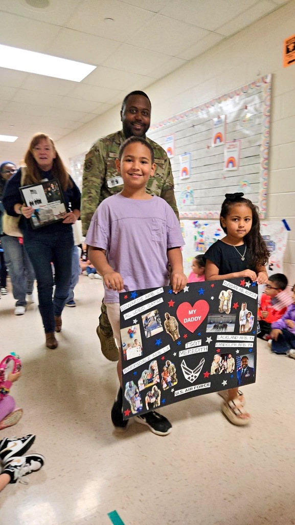 Schertz ES students are proud of their service member father!