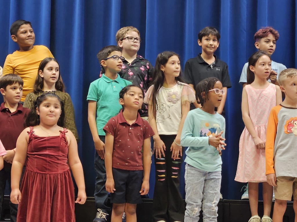 3rd Grade Thanksgiving Choir Performance