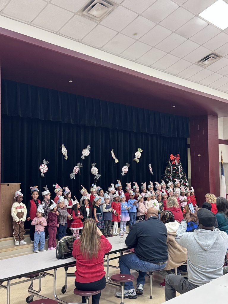 PreK Carolers