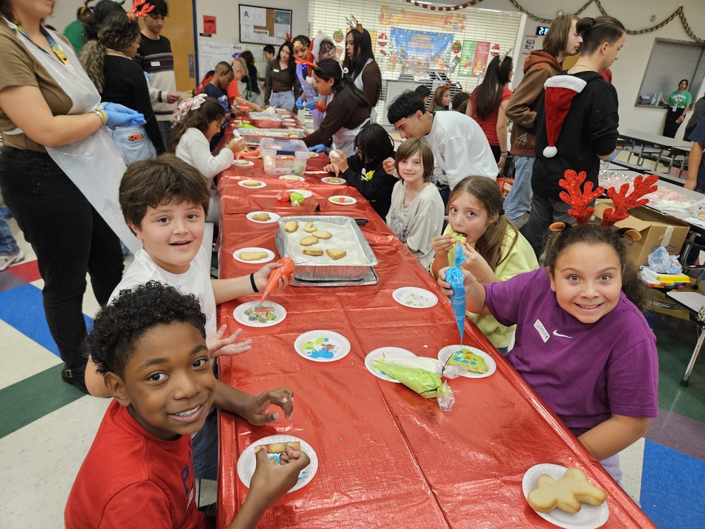 Clemens Culinary Department treated our 4th graders to an afternoon of fun!