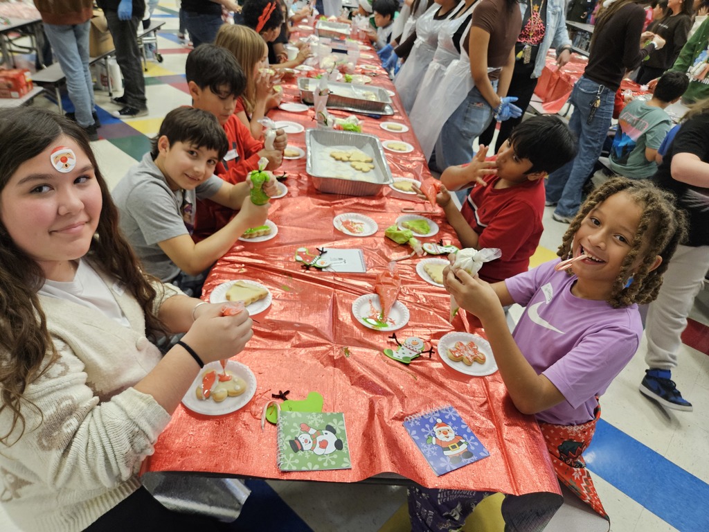 Clemens Culinary Department treated our 4th graders to an afternoon of fun!