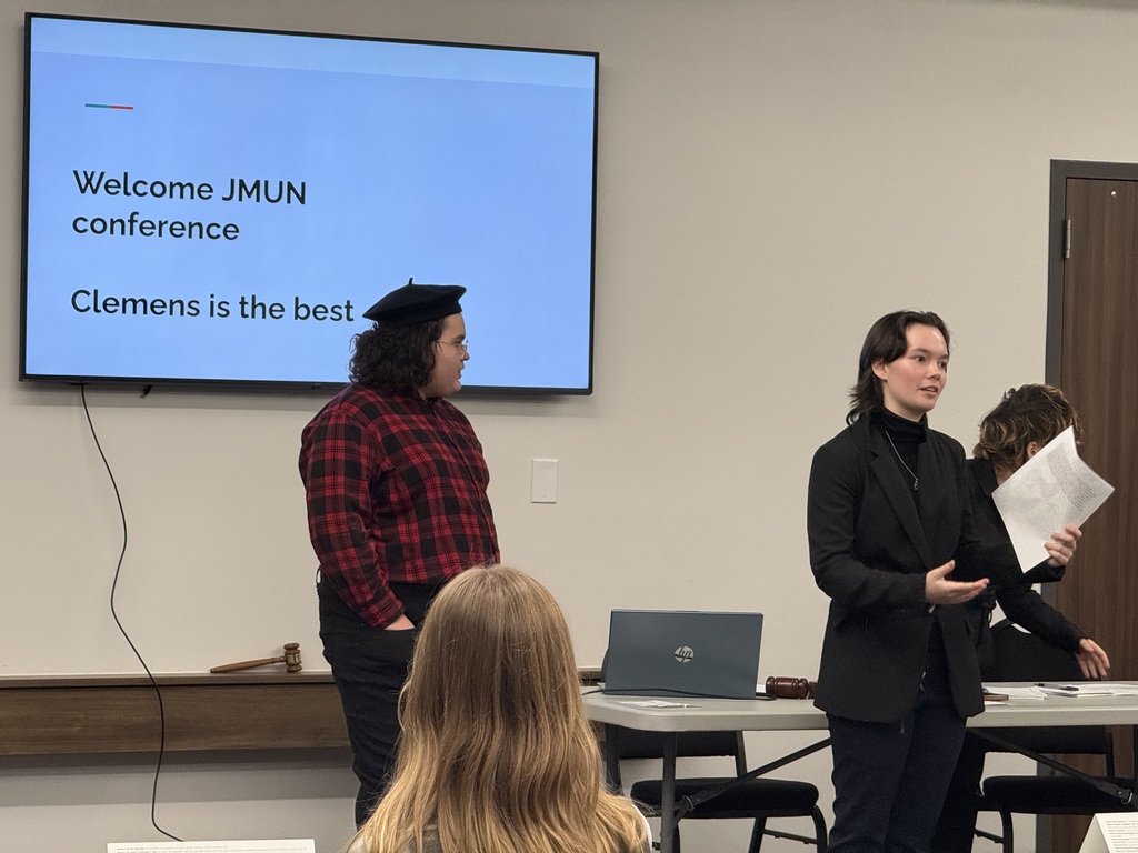 Clemens HS and Steele HS served as moderators to guide the junior high students along