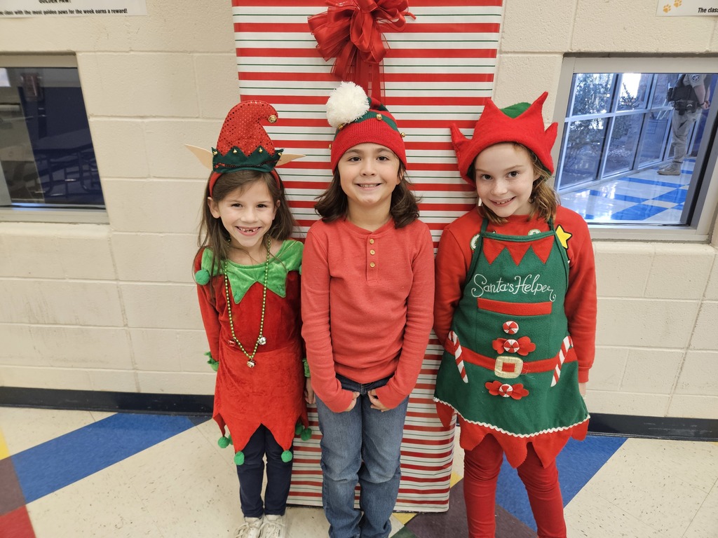 Wildcats showed their holiday spirit with 15 Days of Holiday Dress-Up Fun!