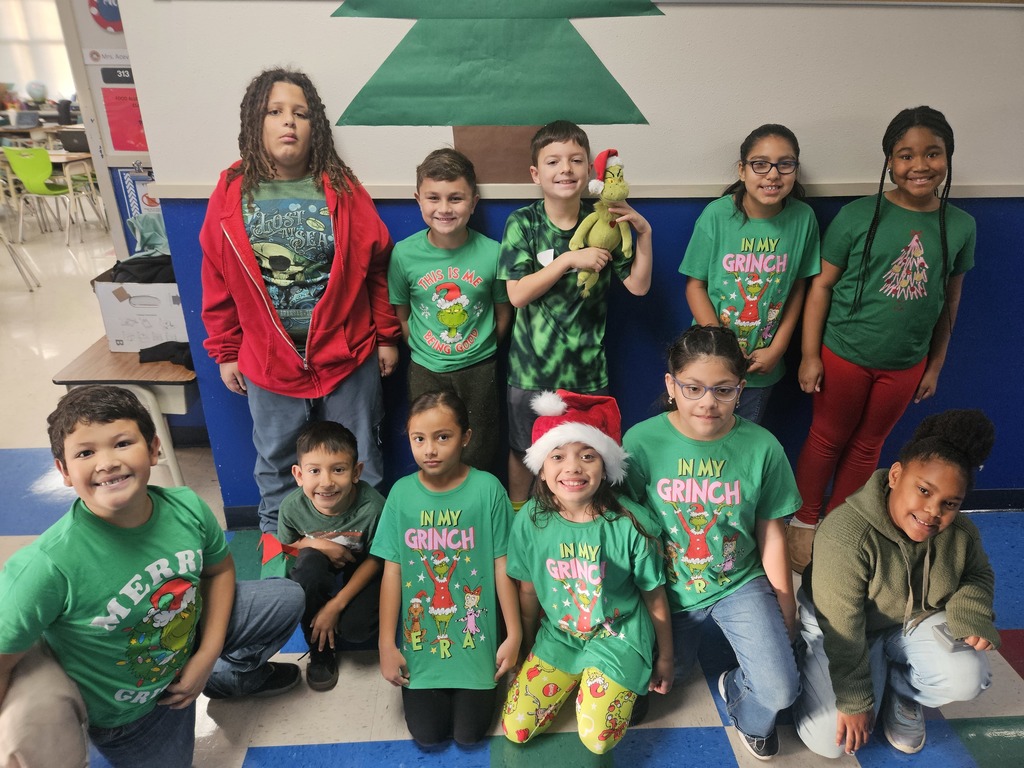 Wildcats showed their holiday spirit with 15 Days of Holiday Dress-Up Fun!