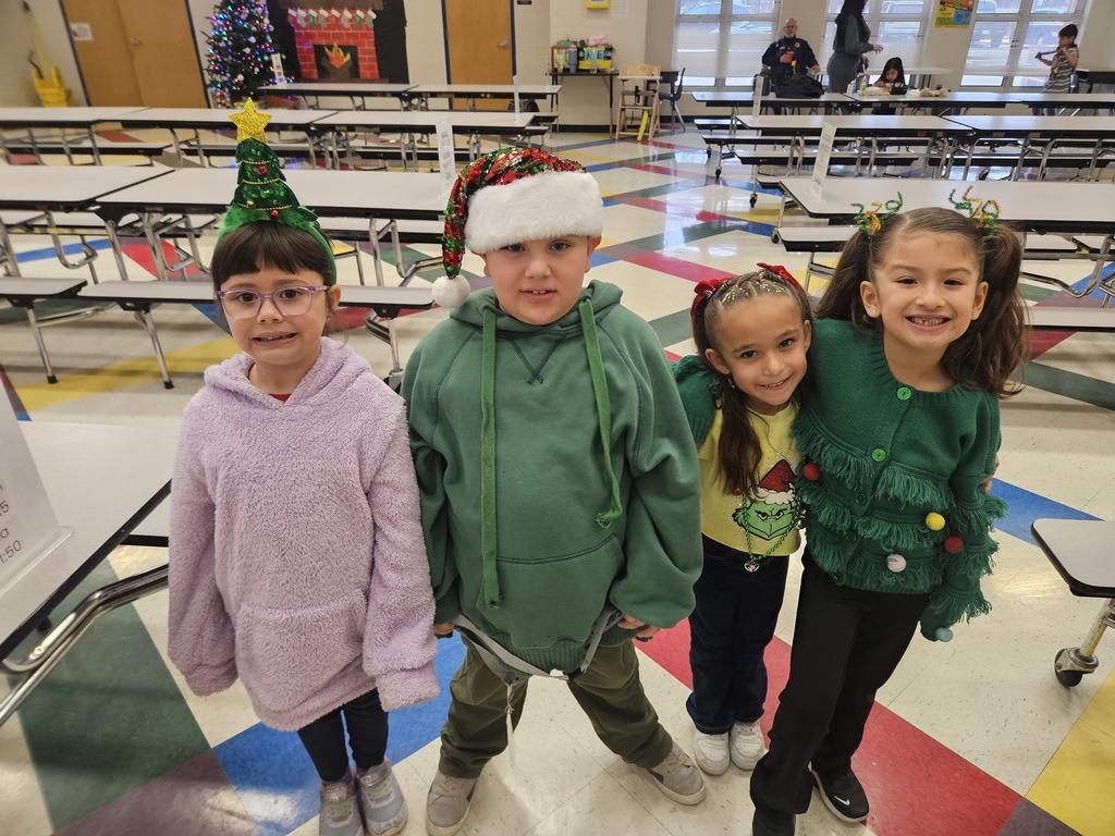 Wildcats showed their holiday spirit with 15 Days of Holiday Dress-Up Fun!