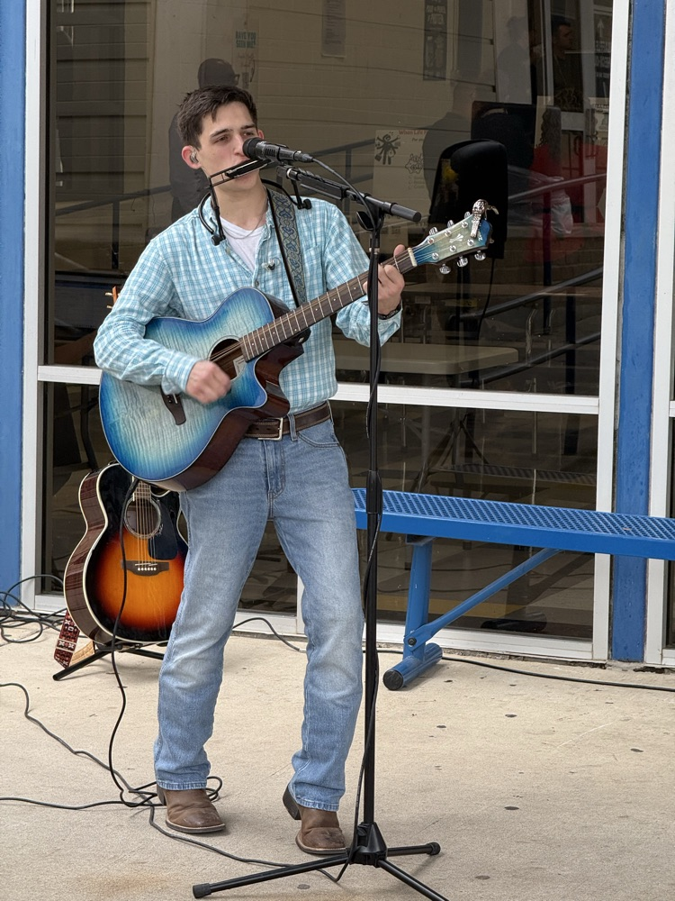Neal Stranahan, Clemens HS 2023 alum, provided the musical entertainment
