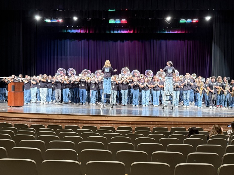 Steele HS Band performed for the SA Living Show