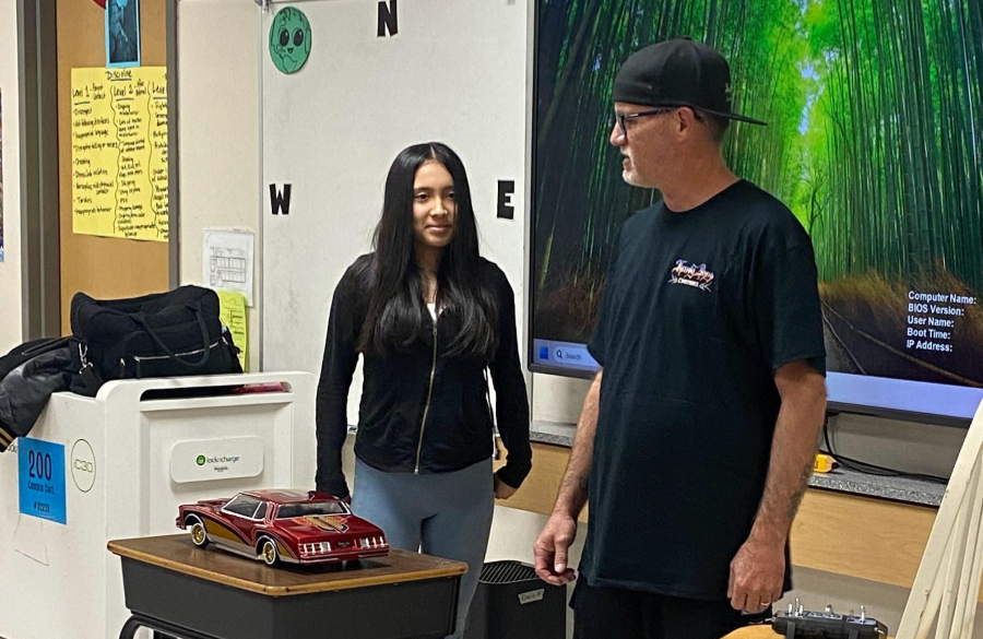 a parent volunteer presenting to classes about their chosen career on Career Day