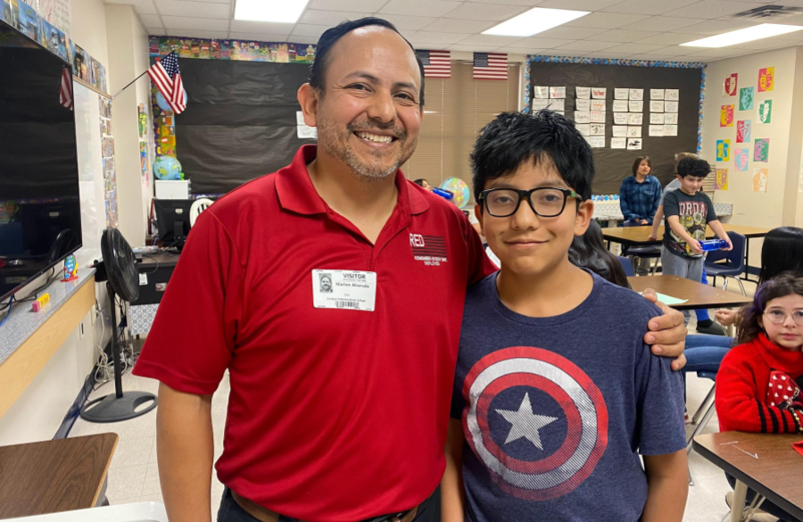 a parent volunteer presenting to classes about their chosen career on Career Day