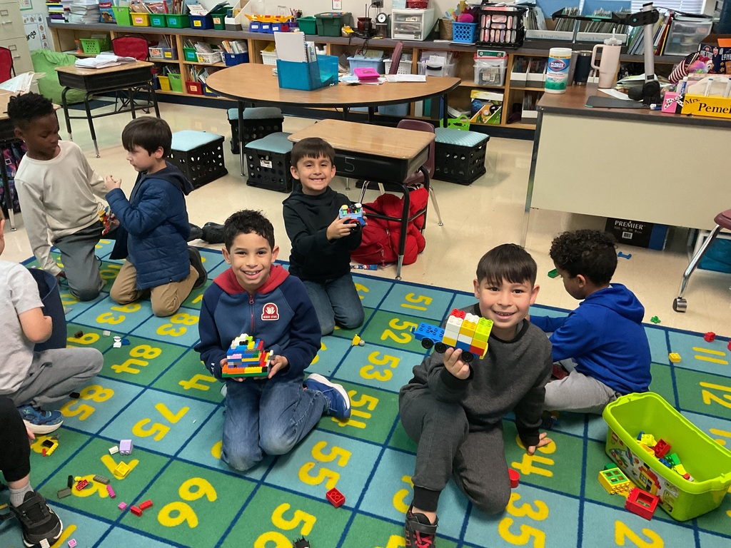 Grizzlies enjoying their club day!