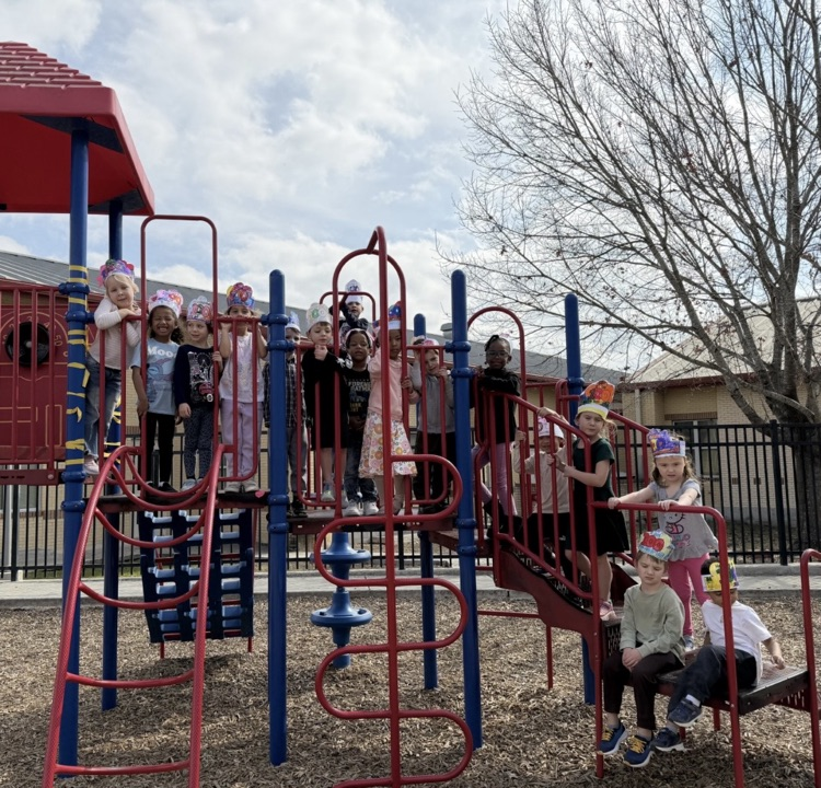 students celebrating the 100th day of school