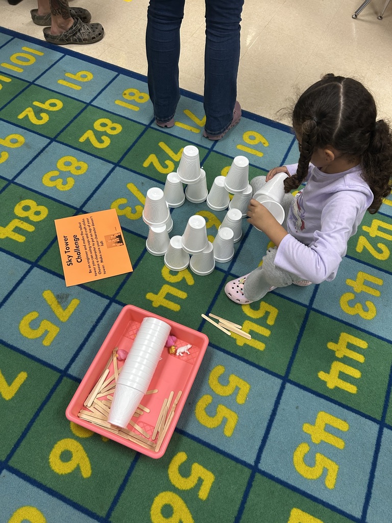 Families and students participating in STEAM Night