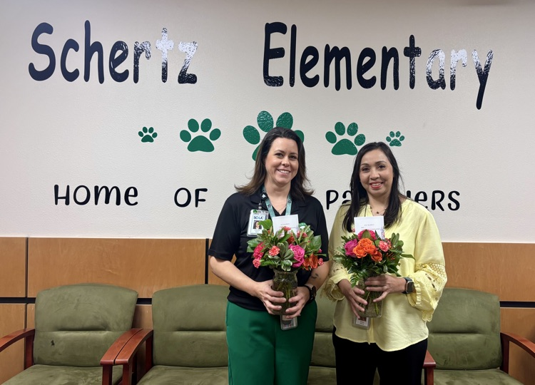 Amanda Nolin and Juana Ponce