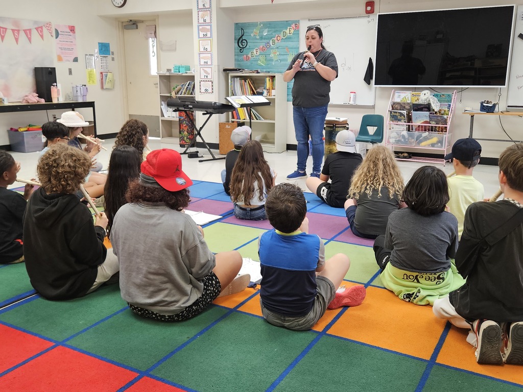 4th grade is learning to play the recorder