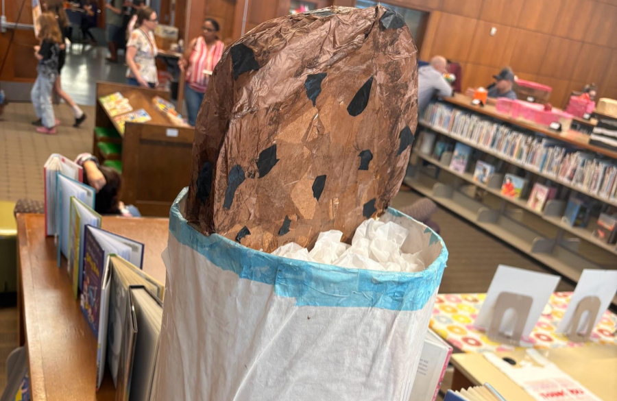 picture of dessert art sculpture at Big Art Day event