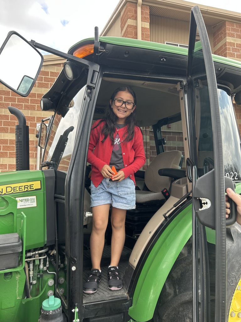 Grizzlies exploring Career Day at Green Valley