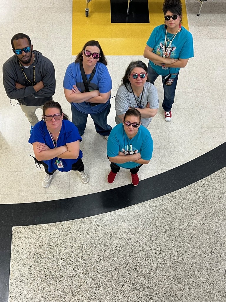 Our paras are too cool!