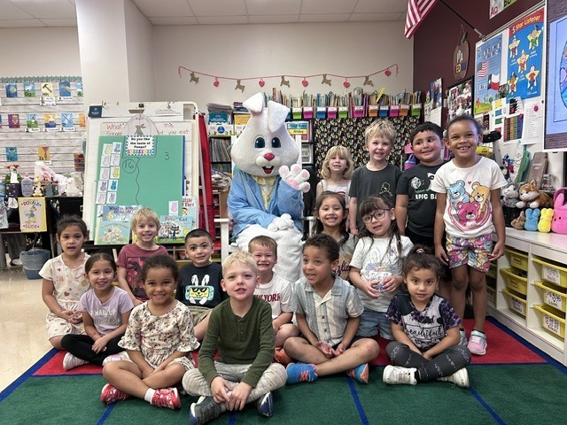 PreK Grizzlies hunting for eggs