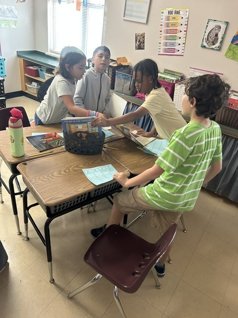 3rd graders discovering mystery genres