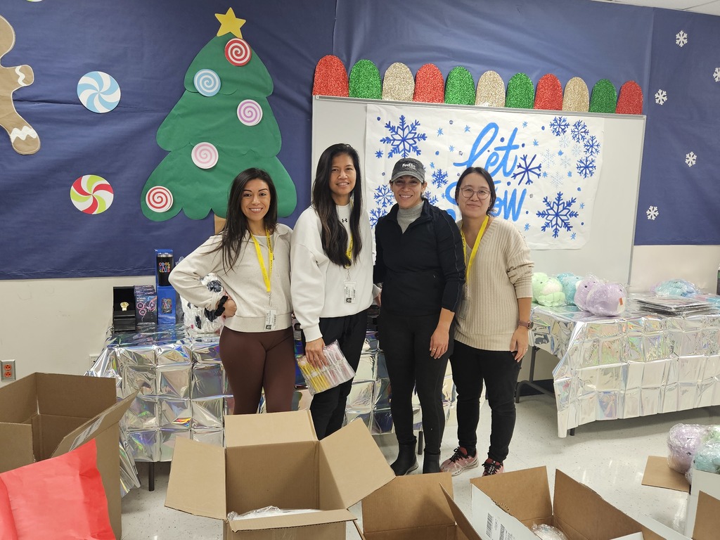 Volunteers helping around campus
