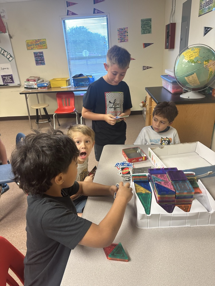 older students mentoring younger students
