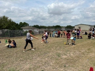 4th graders getting ready for STAAR Math.