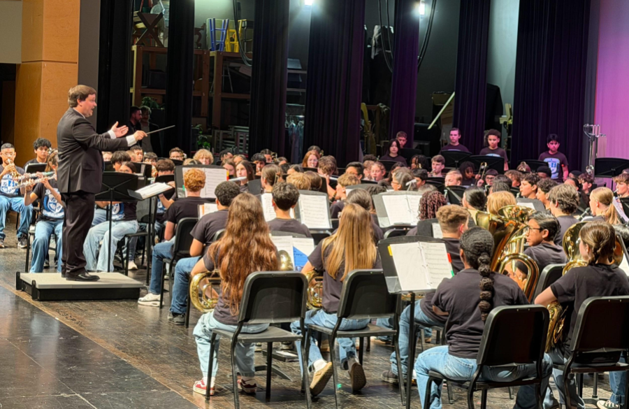 picture of Jordan band performing on stage