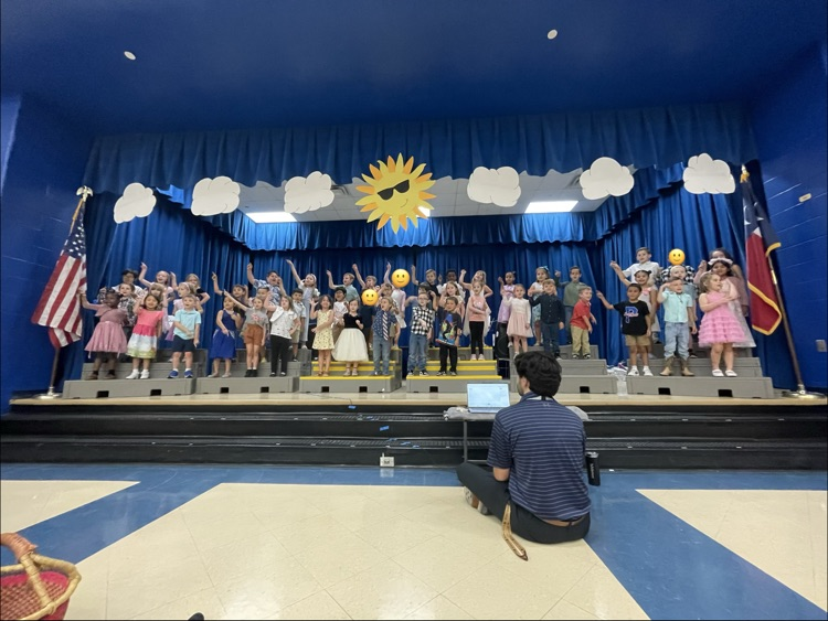 kinder music program
