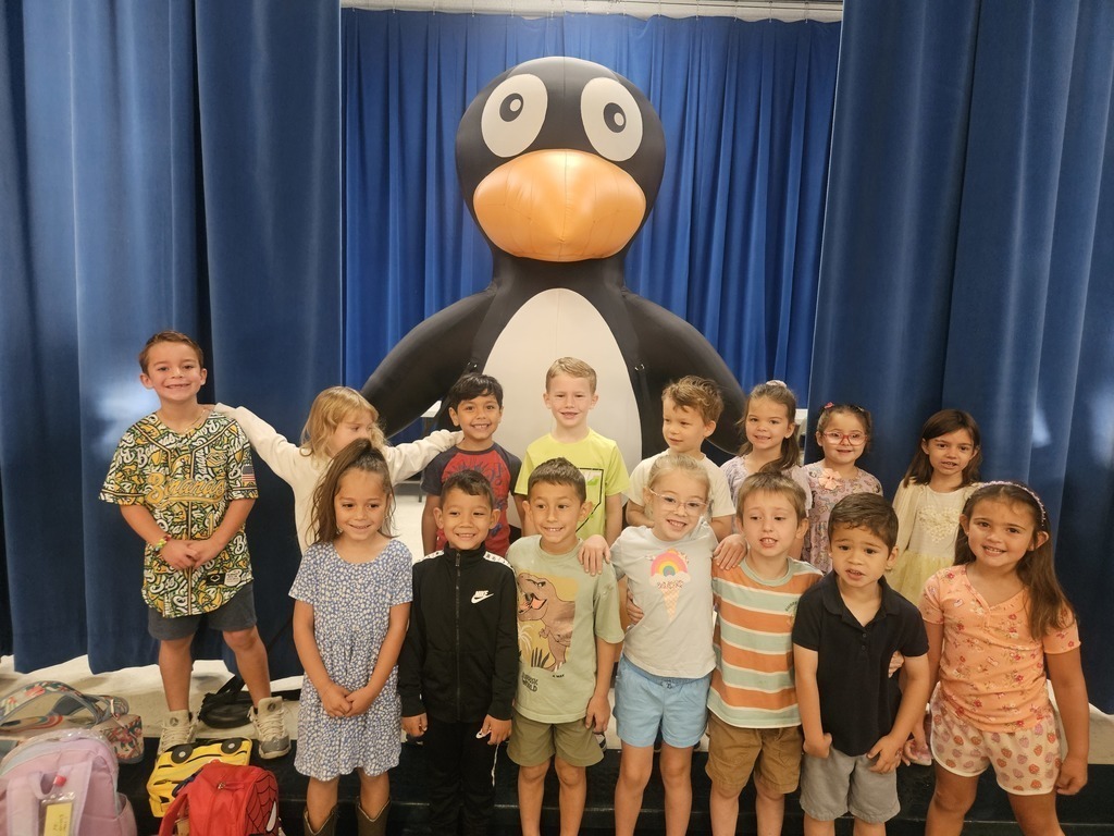 Jiji made a SURPRISE visit to Watts this morning!