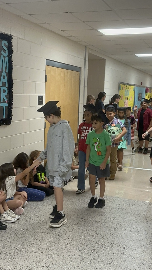 4th grade students at elephant walk