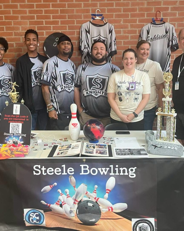 Steele bowling