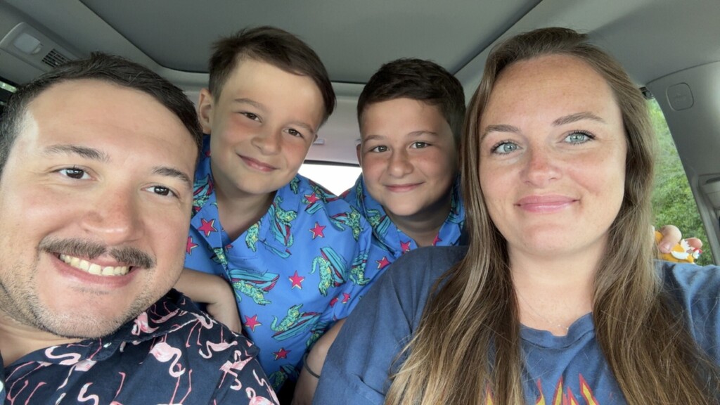 Mrs. Piris and her family. 