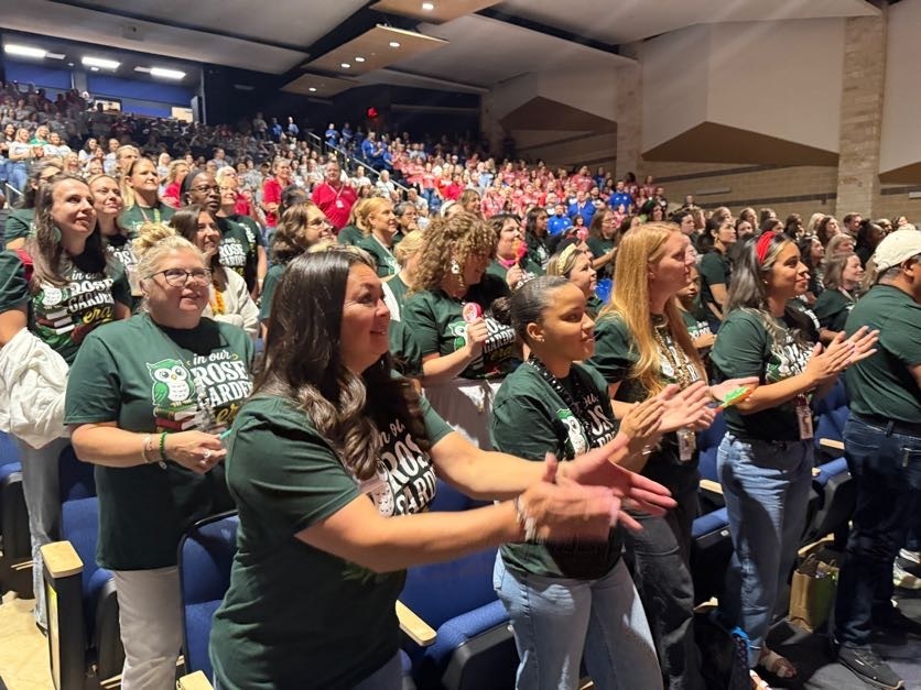 SCUC teachers  and staff at convocation
