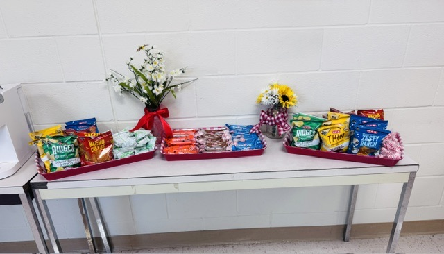 HEB treats Schertz Elementary with goodies!!