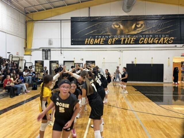 Dobie Cougars Volleyball