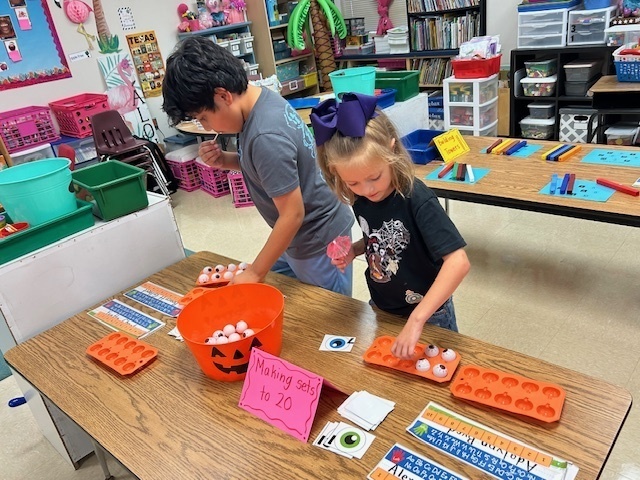 Families during Math and Literacy Night