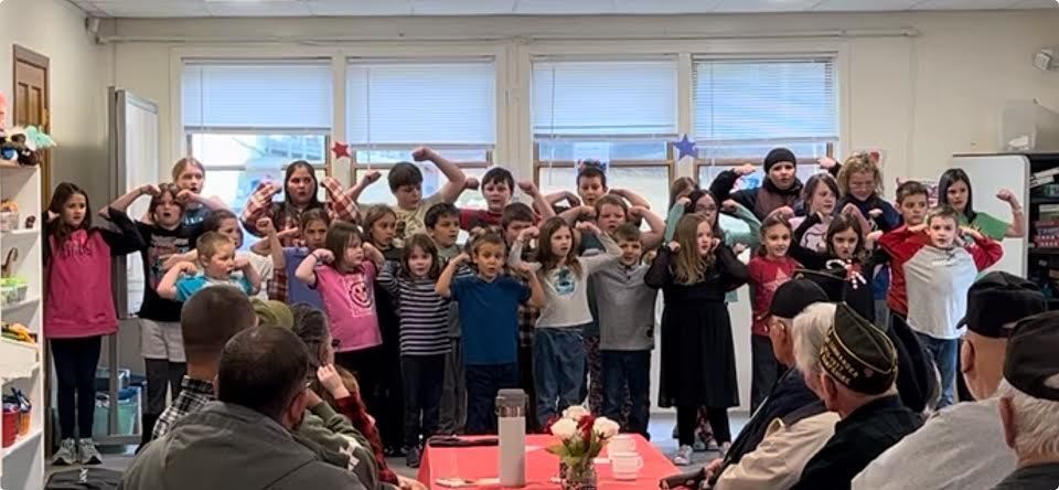 Students sing for Veterans