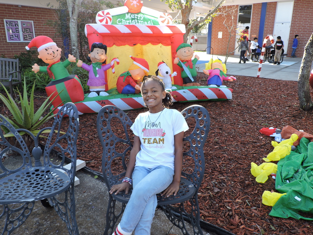 FWE student at the concert