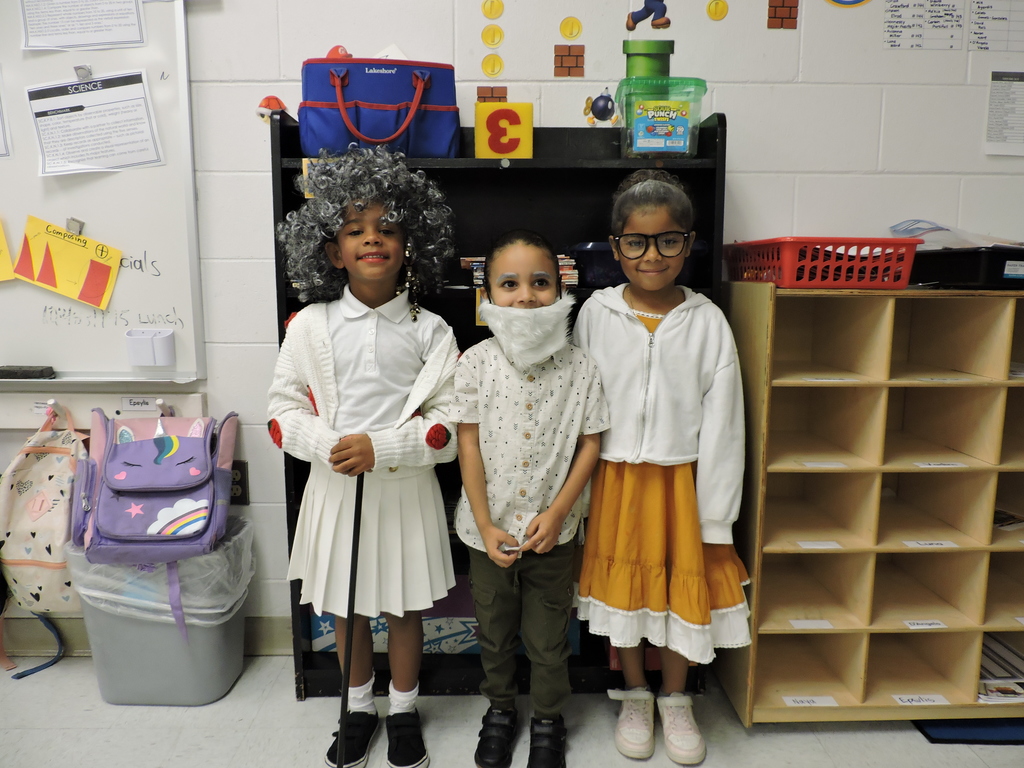 students dressed up for the 100th day of school
