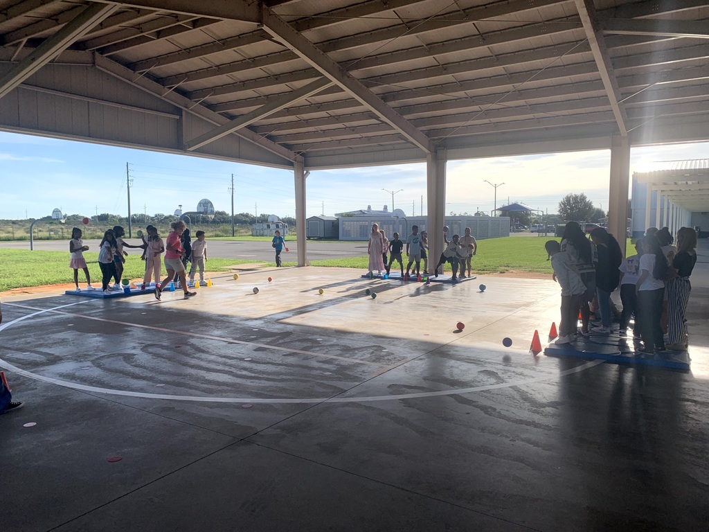 MES students at PE first week of school