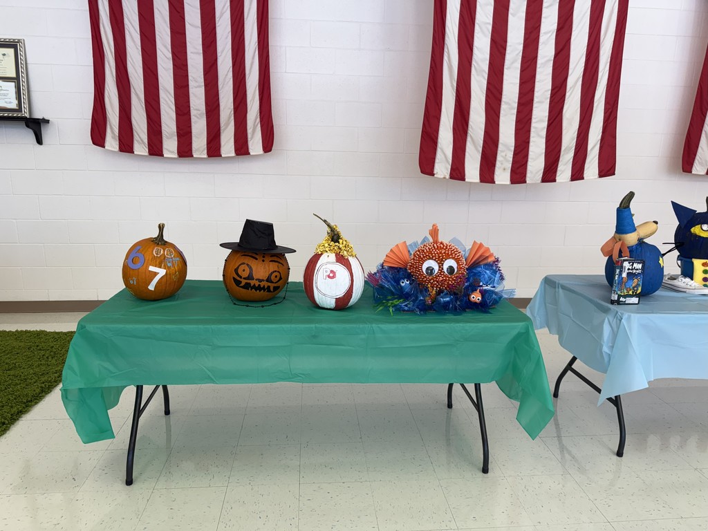 Decorated Pumkins for students to vote on