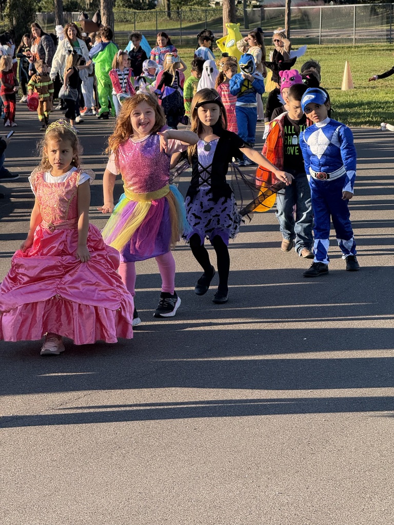 Photo of CTE Staff and Students in Character Parade