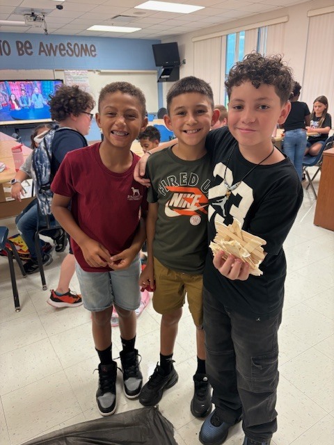MES Students in STEM Lab in the Egg Drop Challenge.