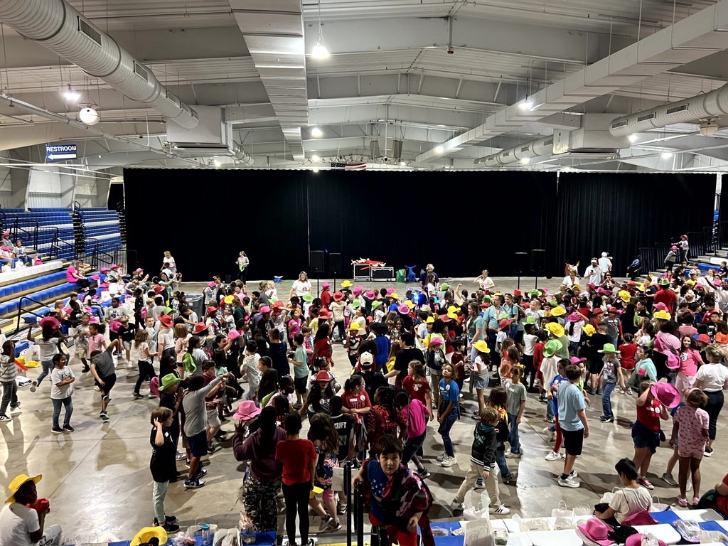 MES Students at Ag-venture last week.