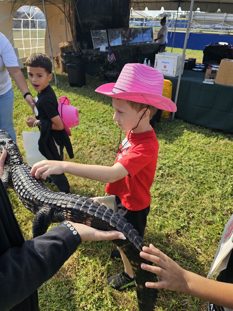 MES Students at Ag-venture last week.
