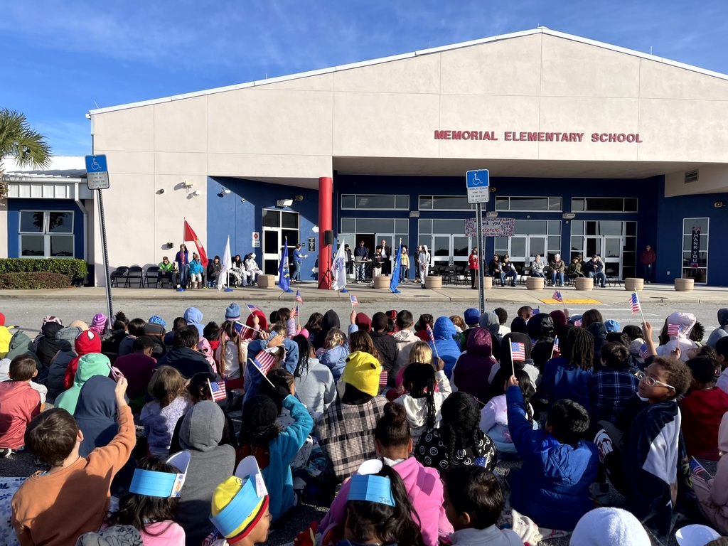 MES Students at our Veteran's Day program.