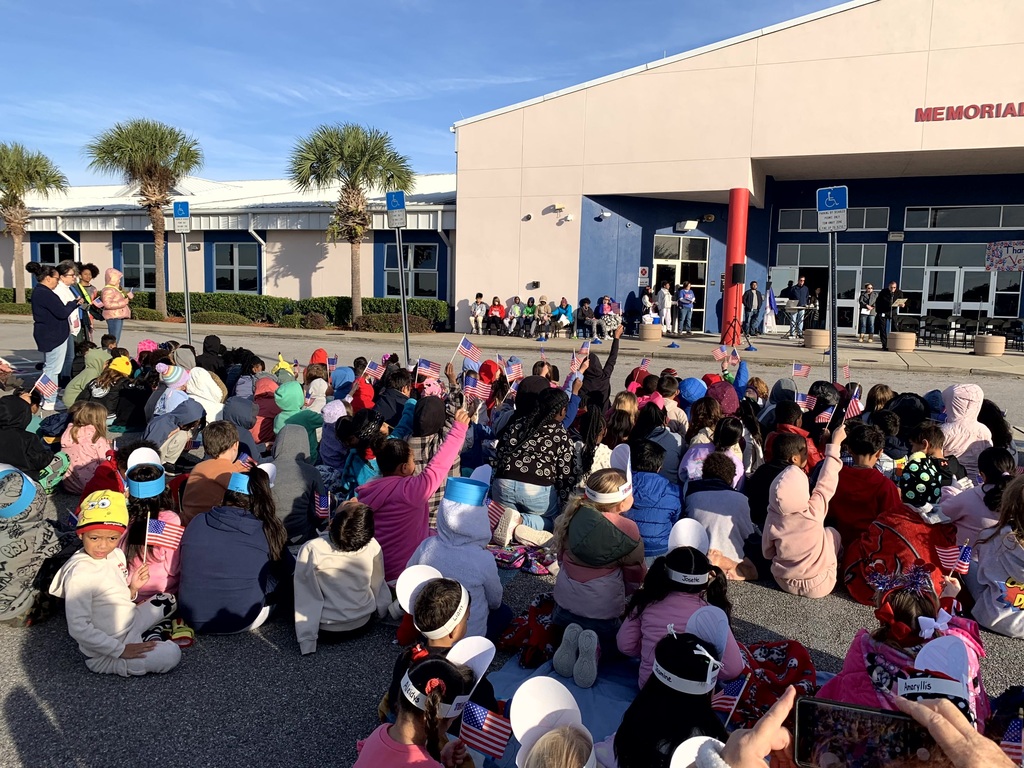 MES Students at our Veteran's Day program.