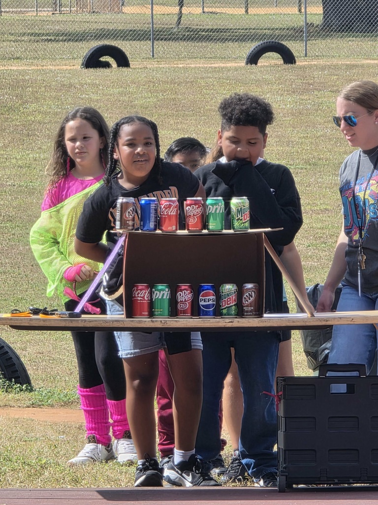 AES Faculty, Staff and Students celebrating the 70th Anniversary of AES.
